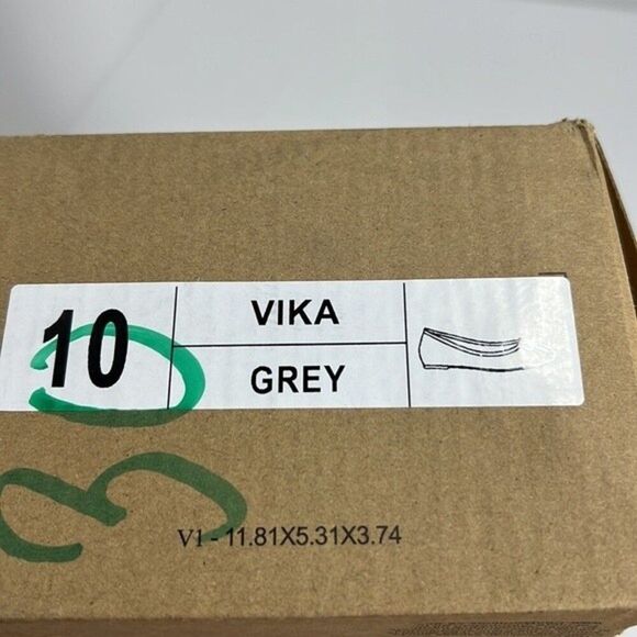 Journee Collection Vika Ballet Flats Grey size 10 - Picture 6 of 6
